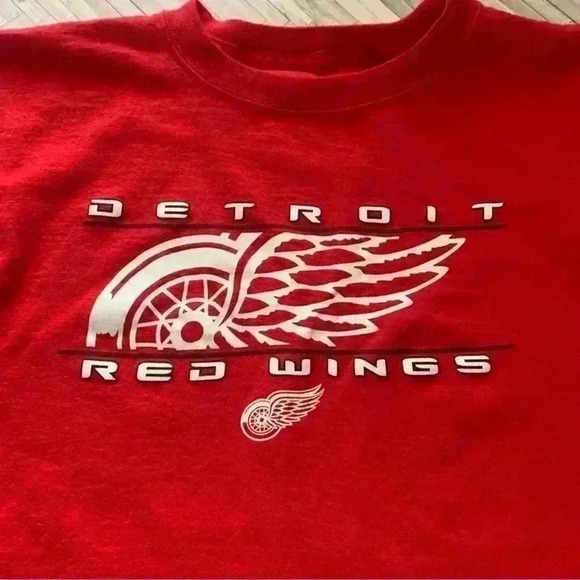 NHL Red Wings Long Sleeve Shirt Women's Size Medium - Picture 2 of 7